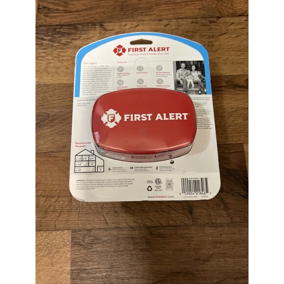 First Alert Dual Power Carbon Monoxide Detector Alarm, Digital Display CO615 New - Picture 8 of 8
